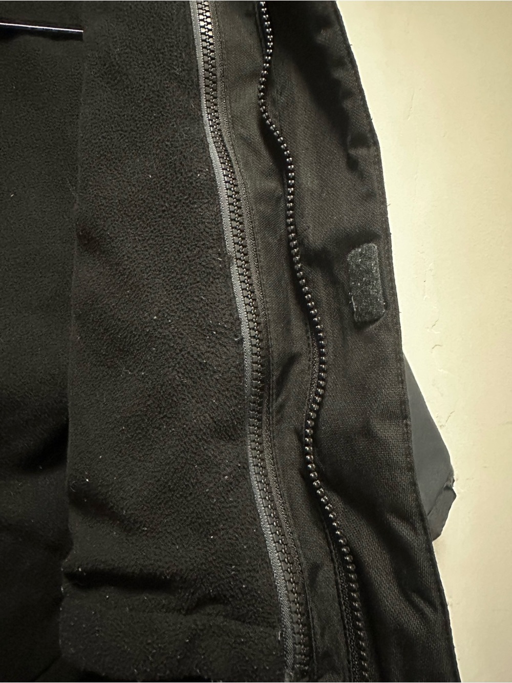 Swiss Tech Winter Jacket - Picture 8 of 14
